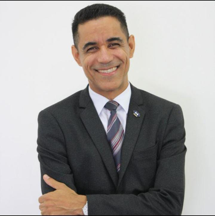 Read more about the article Adm. Prof. Iranilson Mota retorna à presidência do CRA-TO em maio